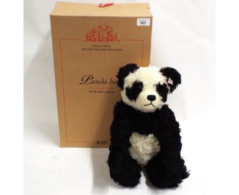 Steiff Panda, height 40 cm, with original box, button to ear and vertificate