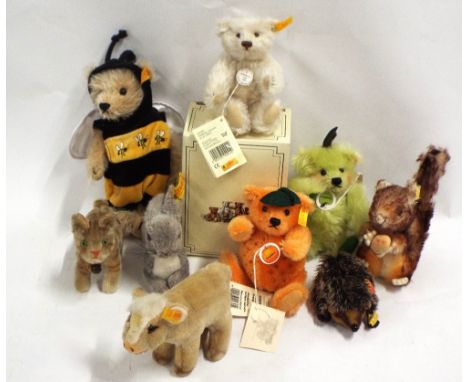 Steiff miniatures, 1997 16 cm tall bear 29240, orange bear, rabbit, Resi, squirrel, Tapsy (no ear button), Joggi, Apple Bear 