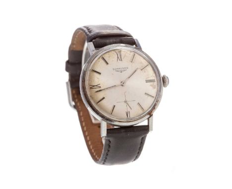 GENTLEMAN'S LONGINES STAINLESS STEEL MANUAL WIND WRIST WATCH,the round silvered dial with Roman and baton hour markers, 34mm 