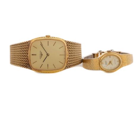 LADY'S TUDOR ROYAL NINE CARAT GOLD MANUAL WIND WRIST WATCH,the round cream dial with Arabic and baton hour markers, outer sec