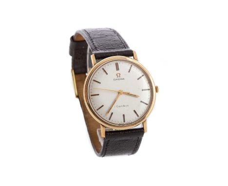 GENTLEMAN'S OMEGA MANUAL WIND WRIST WATCH,the round silvered dial with baton hour markers, outer seconds track in black, 33mm