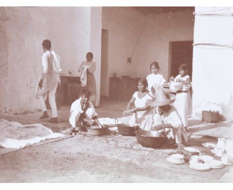 MEXICO - PHOTOGRAPHYFine photo album of views, street scenes and local life taken during a tour of Mexico in 1903, with addit