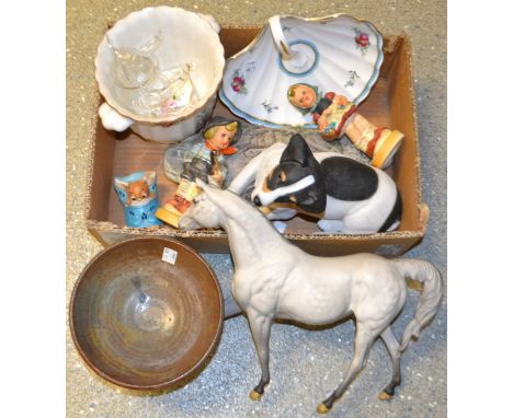 A Royal Doulton horse model, rocky base; a Spode Trapnell pattern scallop shaped dish and two handled jardiniere; a resin Jac