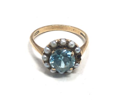9ct Gold Zircon &amp; Seed Pearl Ring, (3.1g) missing pearl 