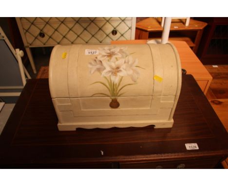 A dome top trinket box 