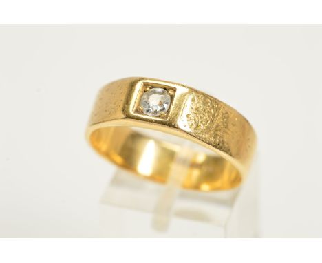 AN EARLY 20TH CENTURY GENTLEMAN'S 18CT GOLD DIAMOND RING, designed as an old cut diamond within a square setting, to the band