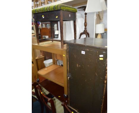 A PAINTED PINE TUCK LOCKER with single door, one internal fixed shelf and replacement catch to front (replacement top) width 