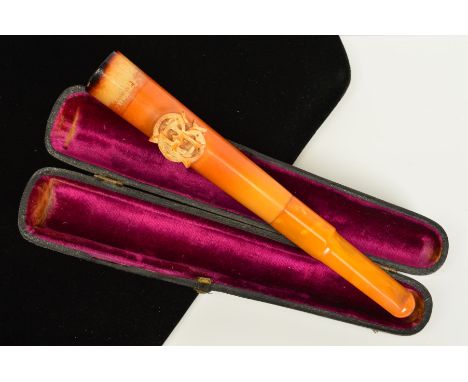 A CASED LATE 19TH CENTURY MEERSCHUM AND NATURAL AMBER CHEROOT/PIPE, designed as a natural amber mouth piece screwed to a tape