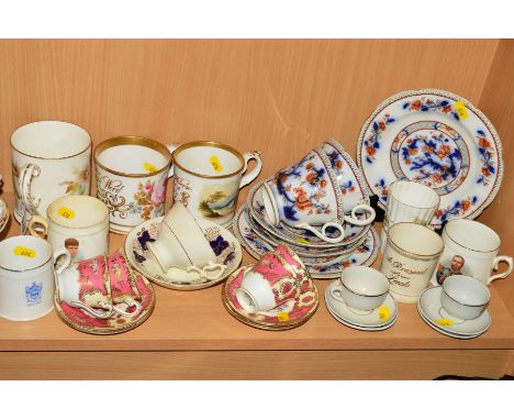 A GROUP OF CERAMICS, including Grainger Worcester mug, Victorian and handpainted mugs, a Royal Doulton Royal Commemorative, t