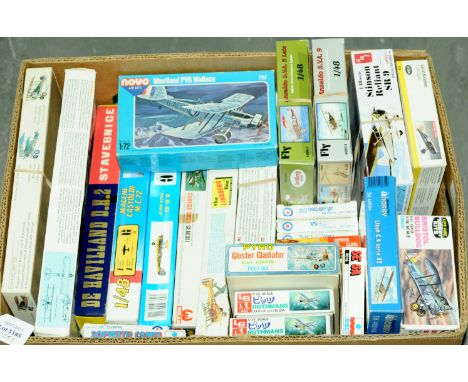 Lindberg, Hasegawa, SMER, Monogram, Revell  and similar, a boxed mixed scale group of Military aircraft comprising mainly of 