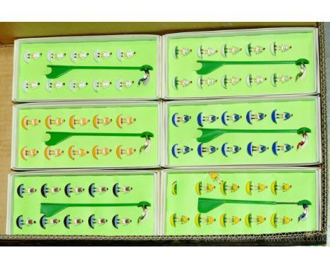 Subbuteo, a group of boxed HW teams to include Celtic, Leeds United and others (see photo). Conditions do all appear Good alt