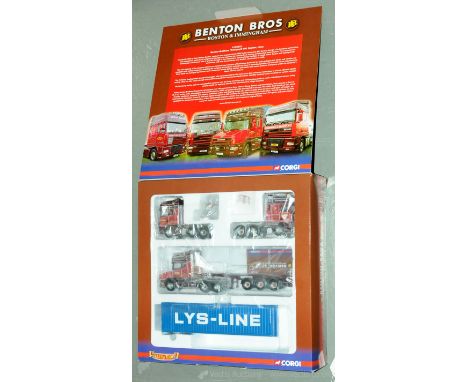 Corgi (Hauliers of Renown Series) CC99173 a boxed 1/50th scale set "Benton Brothers/Boston and Immingham. Condition does gene