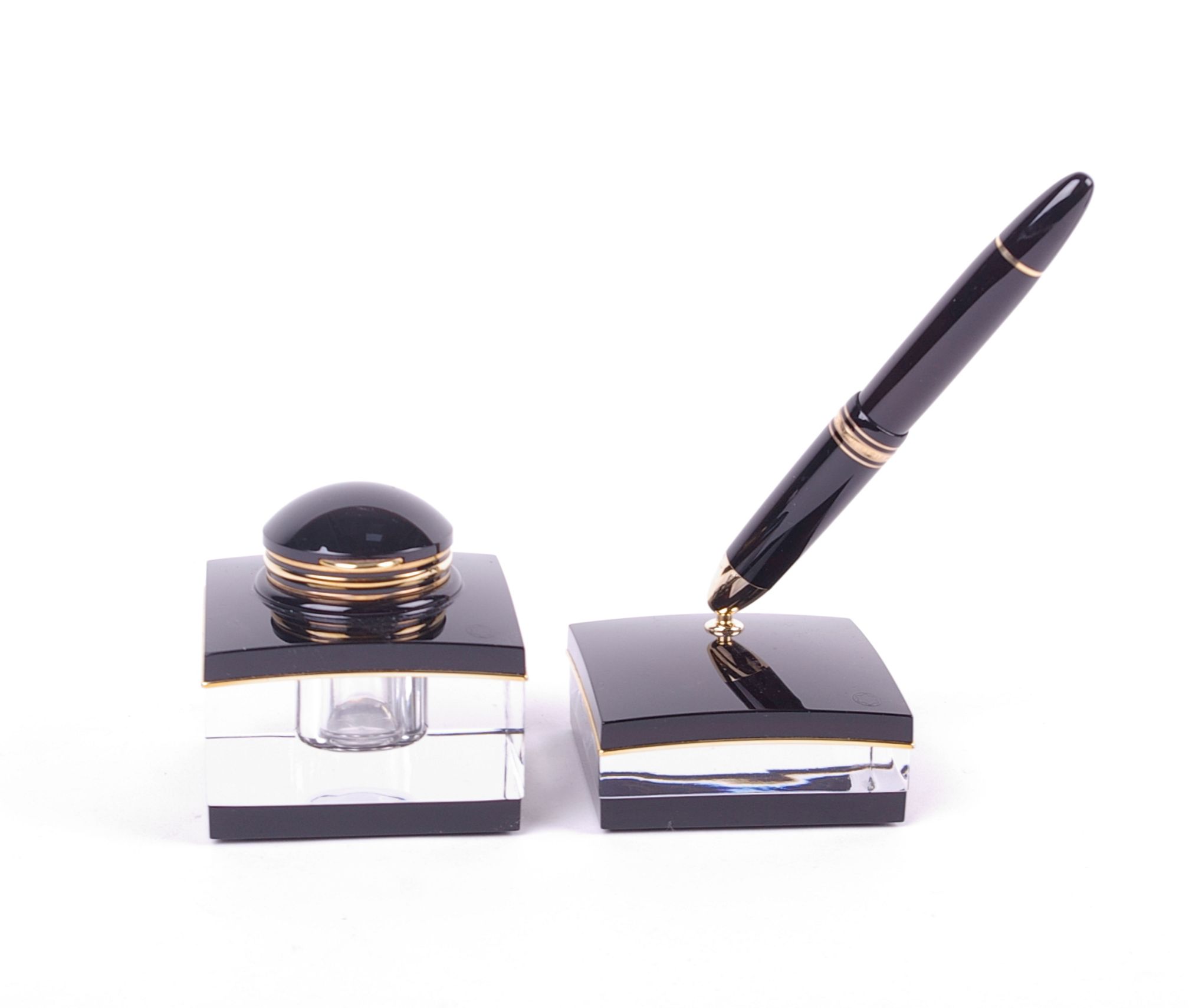 Mont Blanc Meisterstuck No. 149, fountain pen with desk stand, 18K nib