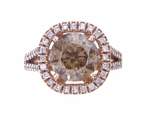 A 4.15ct Fancy Light Brown diamond cluster ring, with GEL Labs Diamond Grading Report No. GEL1163307 stating clarity SI2, cen