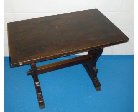 DARK STAINED ELM TABLE WITH LYRE SHAPED UPRIGHTS (74 cm x 92 cm x 57 cm) AND A BENCH