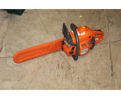 Husqvarna 435 petrol chainsaw