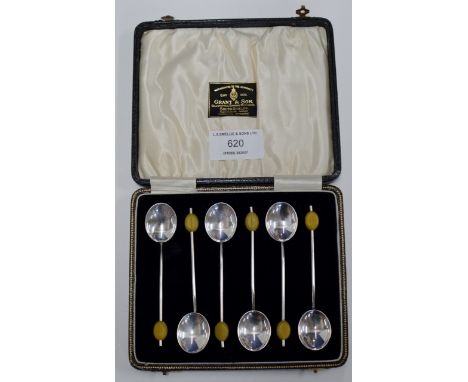 CASED SET OF 6 ART DECO STERLING SILVER COFFEE BEAN SPOONS BY ARTHUR PRICE, WITH BIRMINGHAM ASSAY MARKS & DATED 1931     