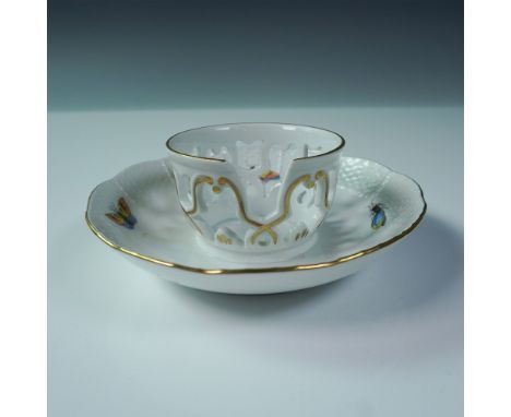 Handpainted Herend porcelain trembleuse cup and saucer set in the classic Rothschild Bird pattern. This elegant design featur