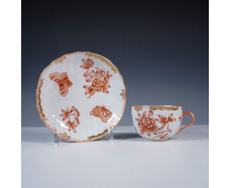 This elegant 2pc Herend porcelain set features the Fortuna pattern (No. 1725), showcasing hand painted rust-orange floral spr