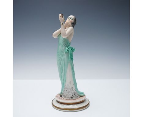 Hand-painted Capodimonte porcelain figurine titled Mode Liberty anno 1933 by Italian artist Sandro Maggioni. This elegant Art
