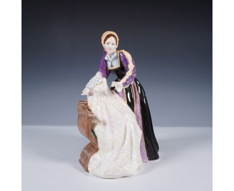 This limited edition piece from the Six Wives of Henry VIII collection features Catherine as the picture of royalty, dressed 