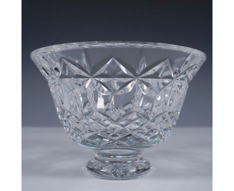 Elegant Waterford crystal bowl in the Balmoral pattern, featuring a deeply cut design of diamond and starburst motifs. This f