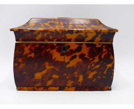 A 19TH.C.TORTOISESHELL VENEERED TEA CADDY WITH IVORY LIP AND BRASS ESCUTCHEON.   18CMS WIDE