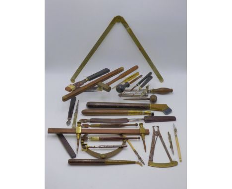 A GROUP OF 19TH.C.AND OTHER TOOLS TO INCLUDE A MINIATURE ORNAMENTAL SAW, TWO AGATE STONE POLISHING TOOLS, A BRASS BOUND TRAMM