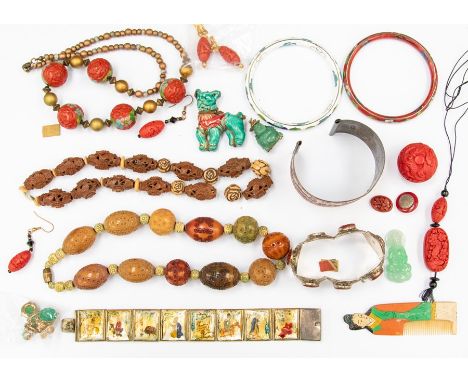 A collection of Oriental/ethnic themed items to include costume jewellery, a panel link bracelet, with painted ethnic scenes,