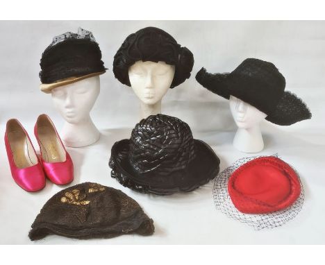 Assorted vintage hats 1950's, and later, a 1920's cloche hat, with gilt thread, a pair of pink satin Ferragamo&nbsp;shoes (1 