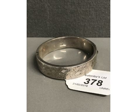 HALLMARRKED SILVER BANGLE 23.7G