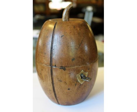 Fruit wood tea caddy, H ~ 18cm