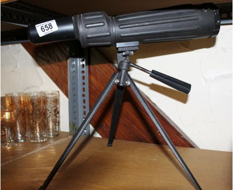 Tasco Spotter 360 telescope on tripod, 18 ~ 36 x 50mm