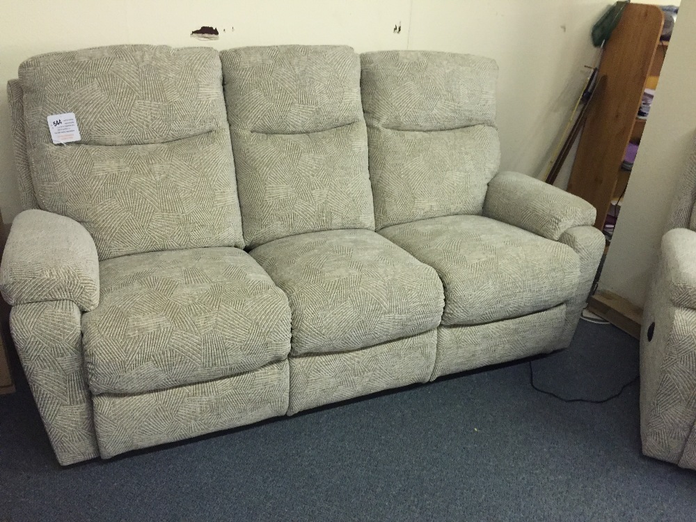 Celebrity Townley 3 seater sette and electric reclining chair, SSP £ 1298