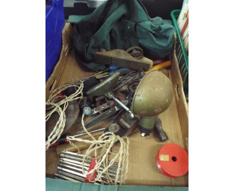 Qty of old tools, small lamp etc. 