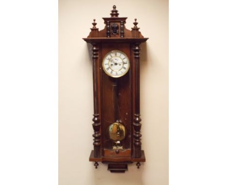 Early Edwardian Vienna style striking wall clock in walnut and glass case 
