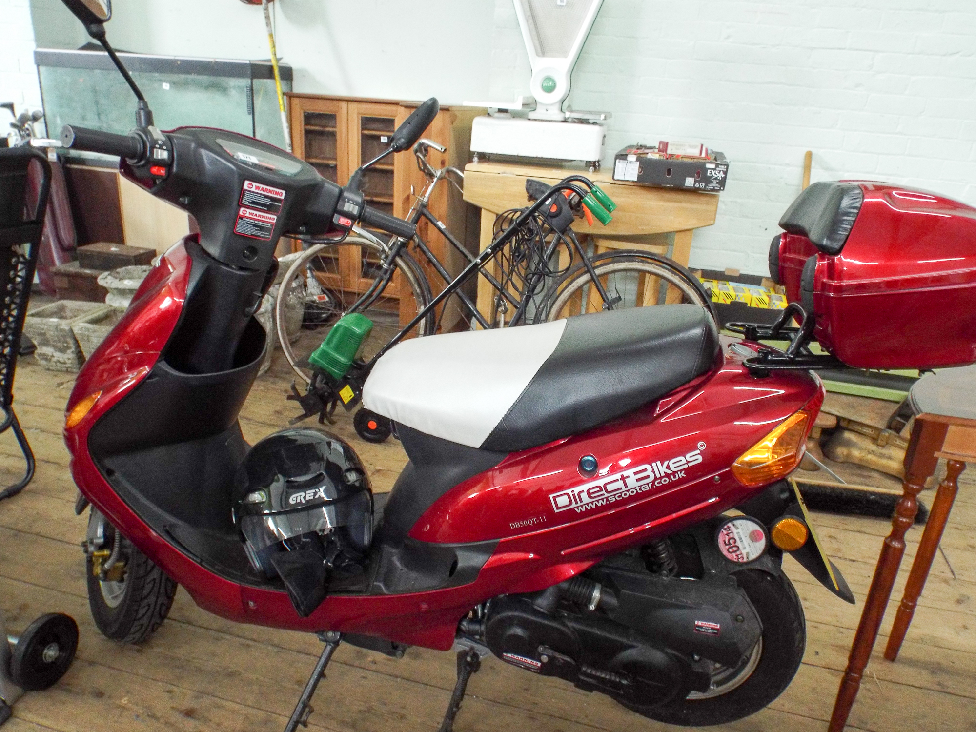 Direct Bikes DB50QT/11 49cc petrol engine moped bicycle in red