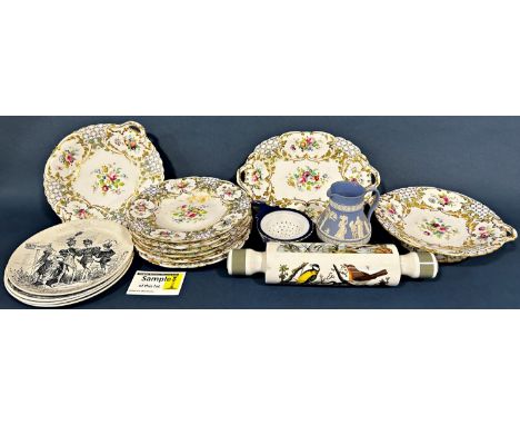 A mixed collection china wares to include Copeland china with floral and gilt decoration comprising three low comports and si