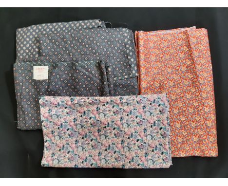 5 vintage fabric pieces; 3 are blouse lengths in 'Jubilee' wool/cotton mix by Liberty. The floral lengths are unmarked, proba