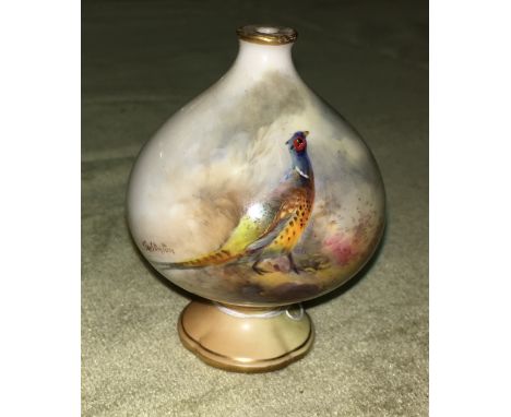 ROYAL WORCESTER SQUAT OVOID VASE DECORATED WITH PHEASANTS BY J. STINTON SIGNED, BASE WITH PUCE MARK AND C789