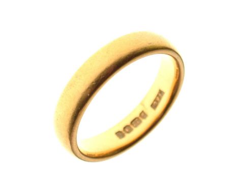 22ct gold wedding band, size K½ approx, 5.9g approx