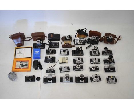 Mixed quantity of vintage cameras to include; Agfa, Kowa, Topcon RE, Chinon, Praktica, Minolta, etc