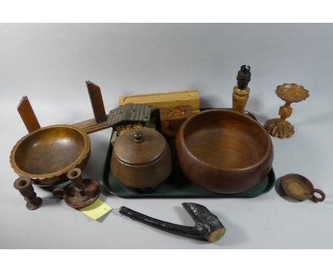 A Tray of Treenware to Include Fruit Bowls, Candle Sticks, Photo Frame, Table Lamp etc 