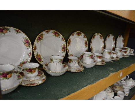 Royal Albert Old Country Roses six place dinner/tea service comprising dinner plate, tea plate, tea cup and saucer, mug and b