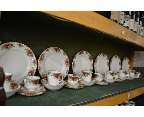 Royal Albert Old Country Roses six place dinner/tea service comprising dinner plate, tea plate, tea cup and saucer, mug and b