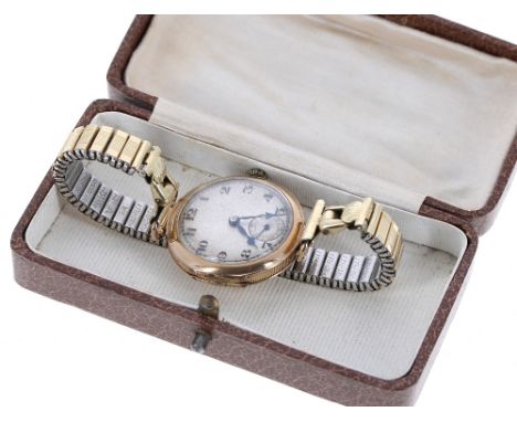 Swiss 9ct gentleman's bracelet watch, import hallmarks Edinburgh 1926, circular silvered dial with Arabic numerals, minute tr