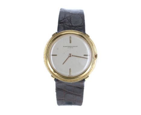 Audemars Piguet Genéve 18ct slim gentleman's wristwatch, circular silvered dial with quarter baton markers, signed K2001 18 j