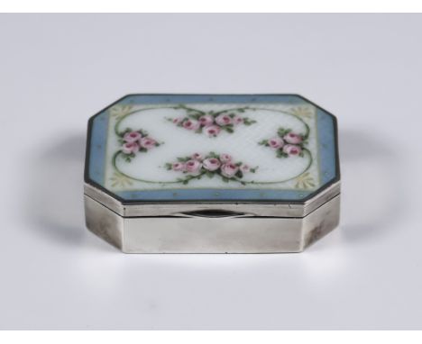 An Early 20th Century Continental Silver, Silver Gilt and Enamel Snuff Box, with import mark for Murrle Bennet & Co. Chester 
