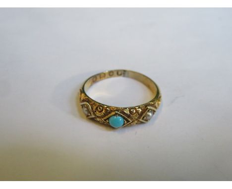 18ct GOLD RING SET WITH TURQUOISE COLOURED STONE AND PEARL TYPE STONE 