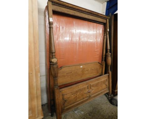 MID-20TH CENTURY OAK FRAMED FOUR POSTER BED WITH CARVED URN FINIALS   